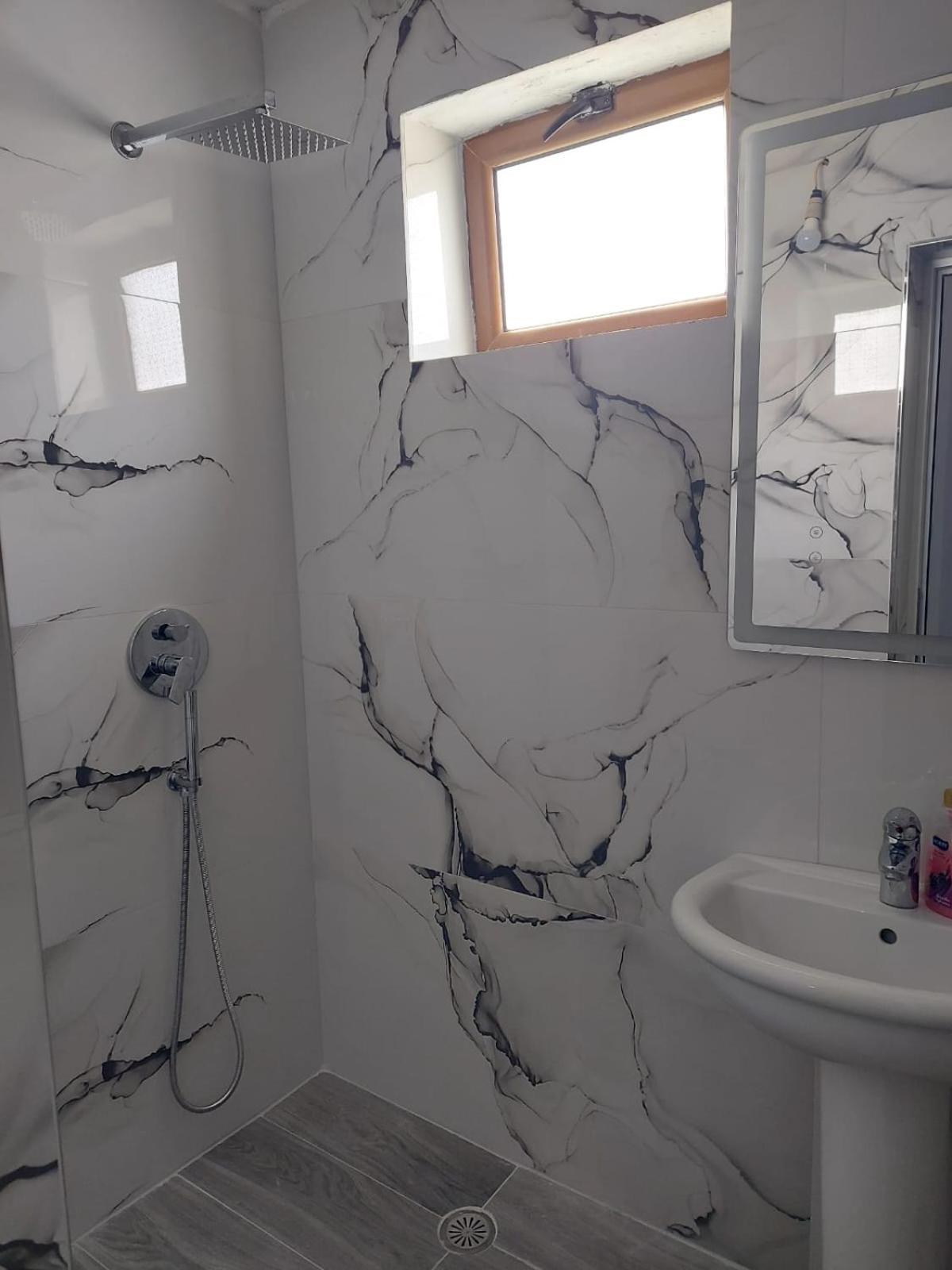 Guesthouse Shpetim Sarandë Esterno foto